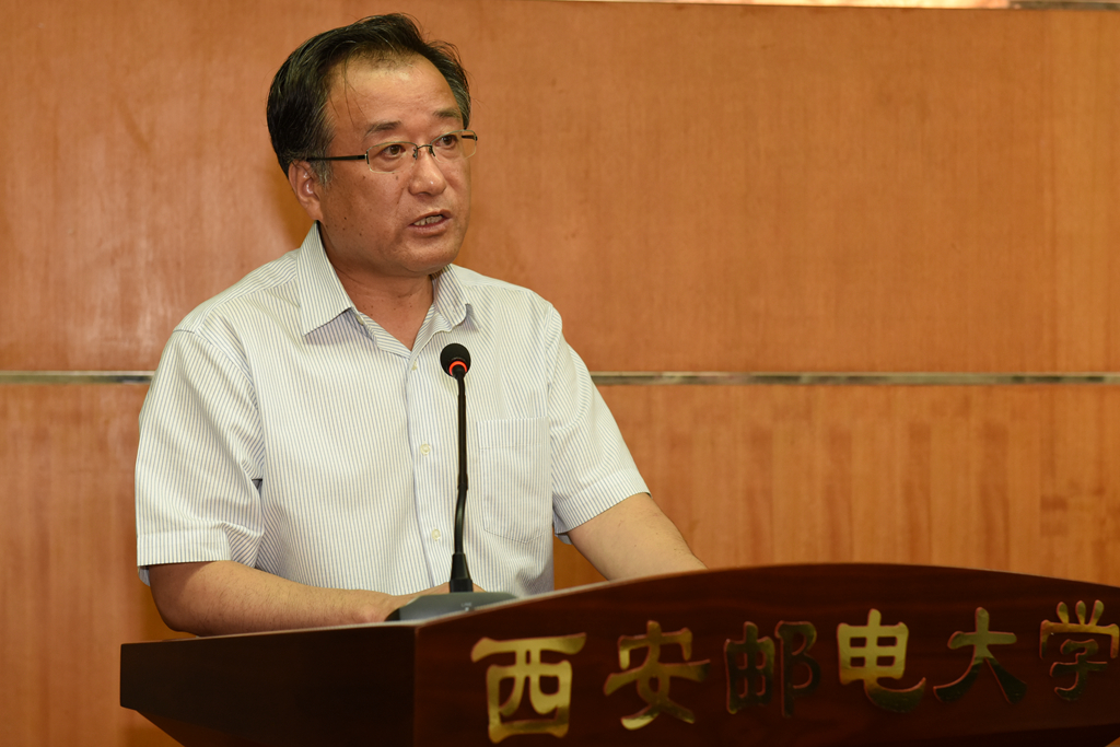 Beat365中文官方网站党委书记崔智林